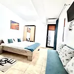 & Studiouri Jolie Apartman Észak-Eforie