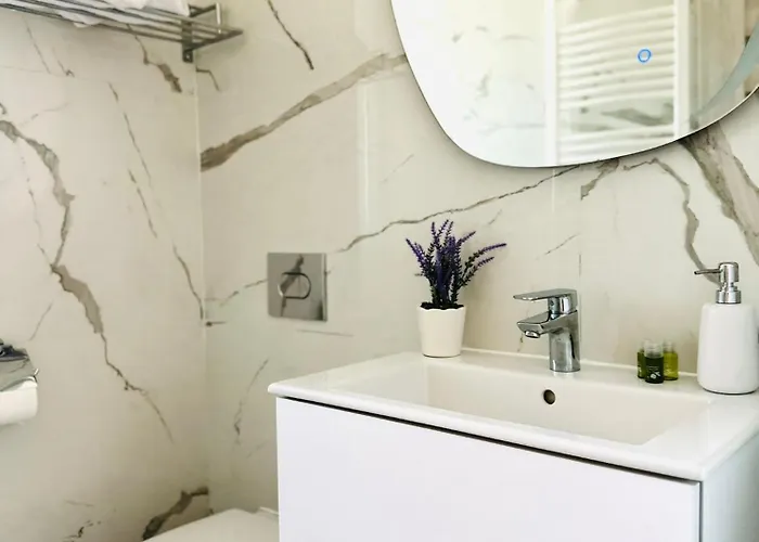 & Studiouri Jolie 아파트 *