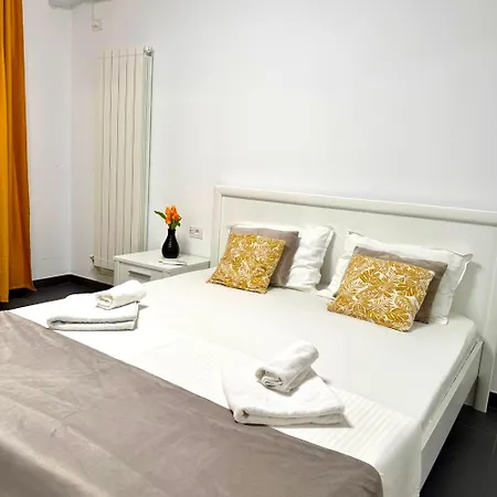 Appartement & Studiouri Jolie *