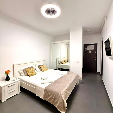 Appartement & Studiouri Jolie *