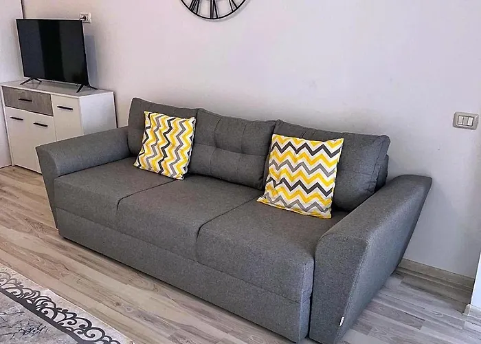 & Studiouri Jolie Apartament