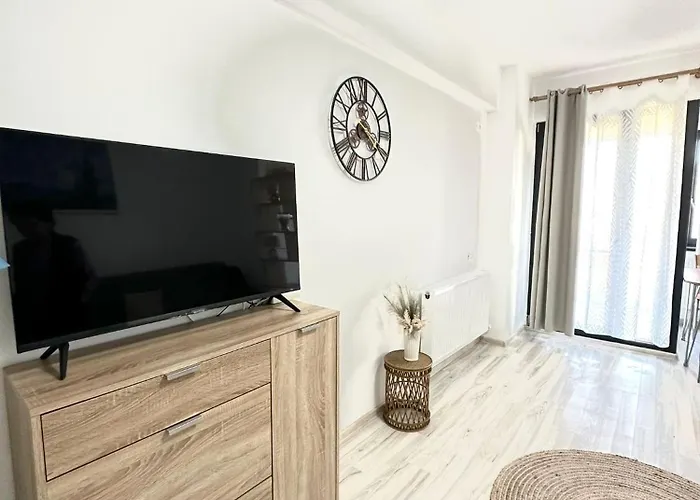 & Studiouri Jolie Apartament