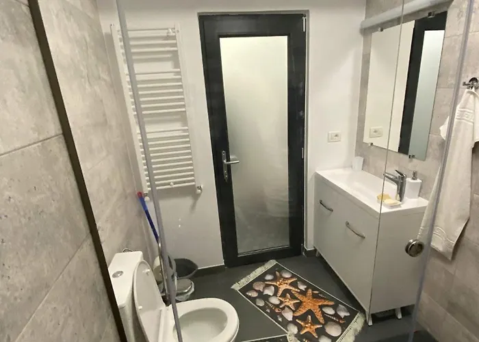 & Studiouri Jolie Apartament *